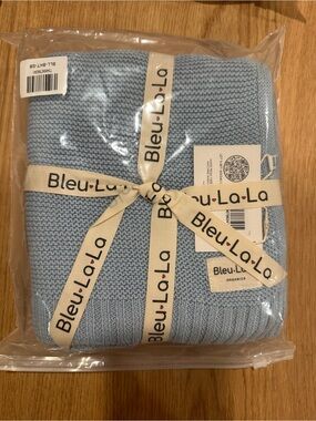 Bleu La La Blanket